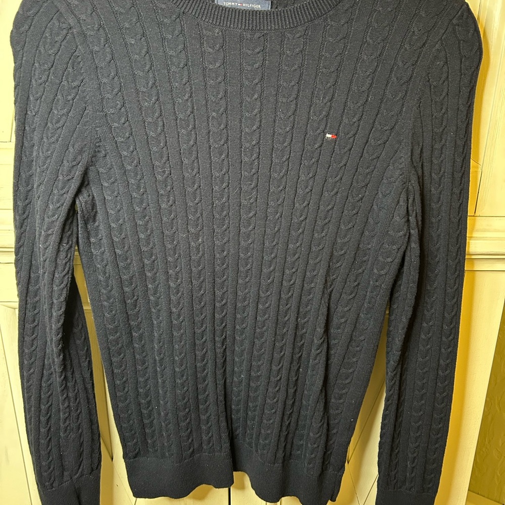 Tommy Hilfiger Women's Navy Blue Cable Knit Sweater